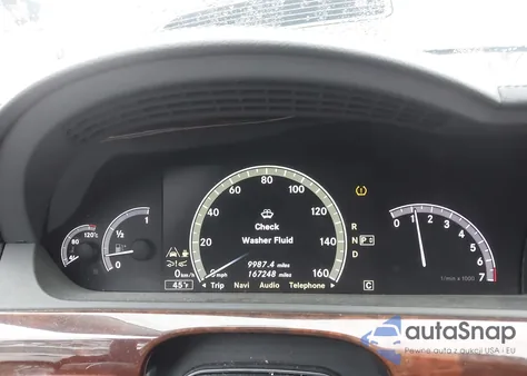 2010 Mercedes-Benz S 550 z USA, uszkodzony, nr VIN WDDNG7BB5AA295851